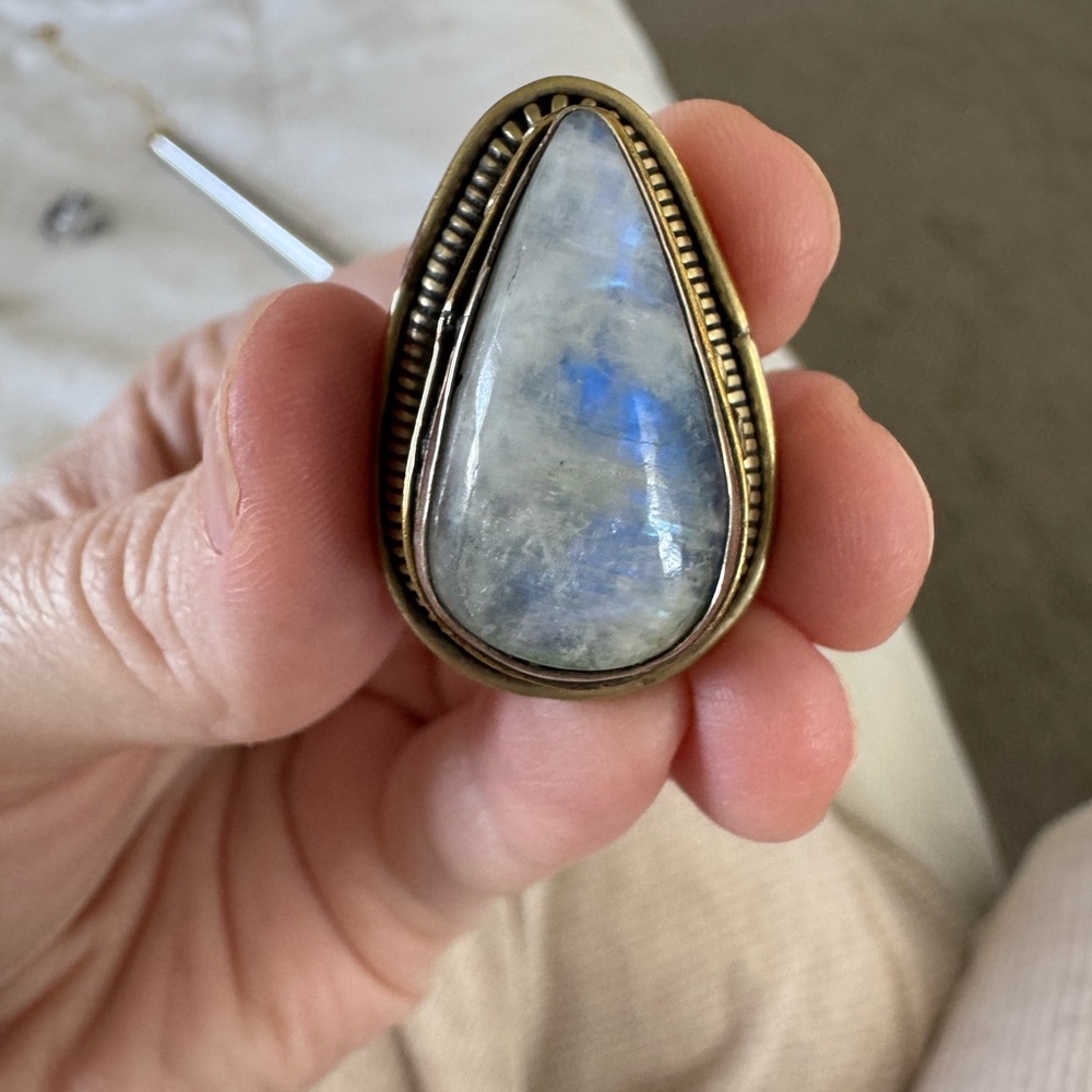 Rainbow Moonstone Ring - Picture 3 of 7